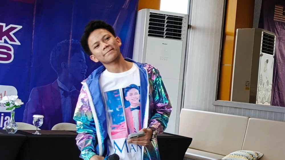 Farel Prayoga Ditemui Di Kawasan Thamrin, Jakarta Pusat, Senin (2011) [Ftnewsraka]